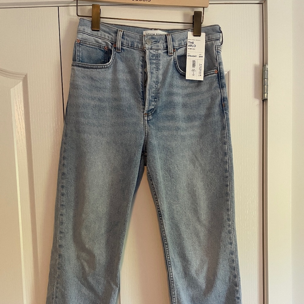 Denim Forum The Arlo Hi-Rise Straight Leg Jean (30W 28L)